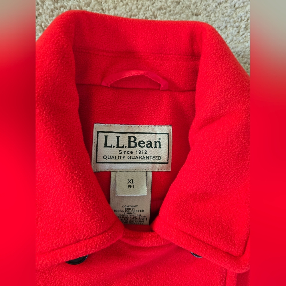 L.L. Bean Womens XL petite Red Soft Button Frpnt Lined Coat Jacket - Picture 3 of 9
